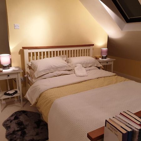 The Old Cornstore A Beautiful Suite Overlooking The Sea Drummore Kültér fotó