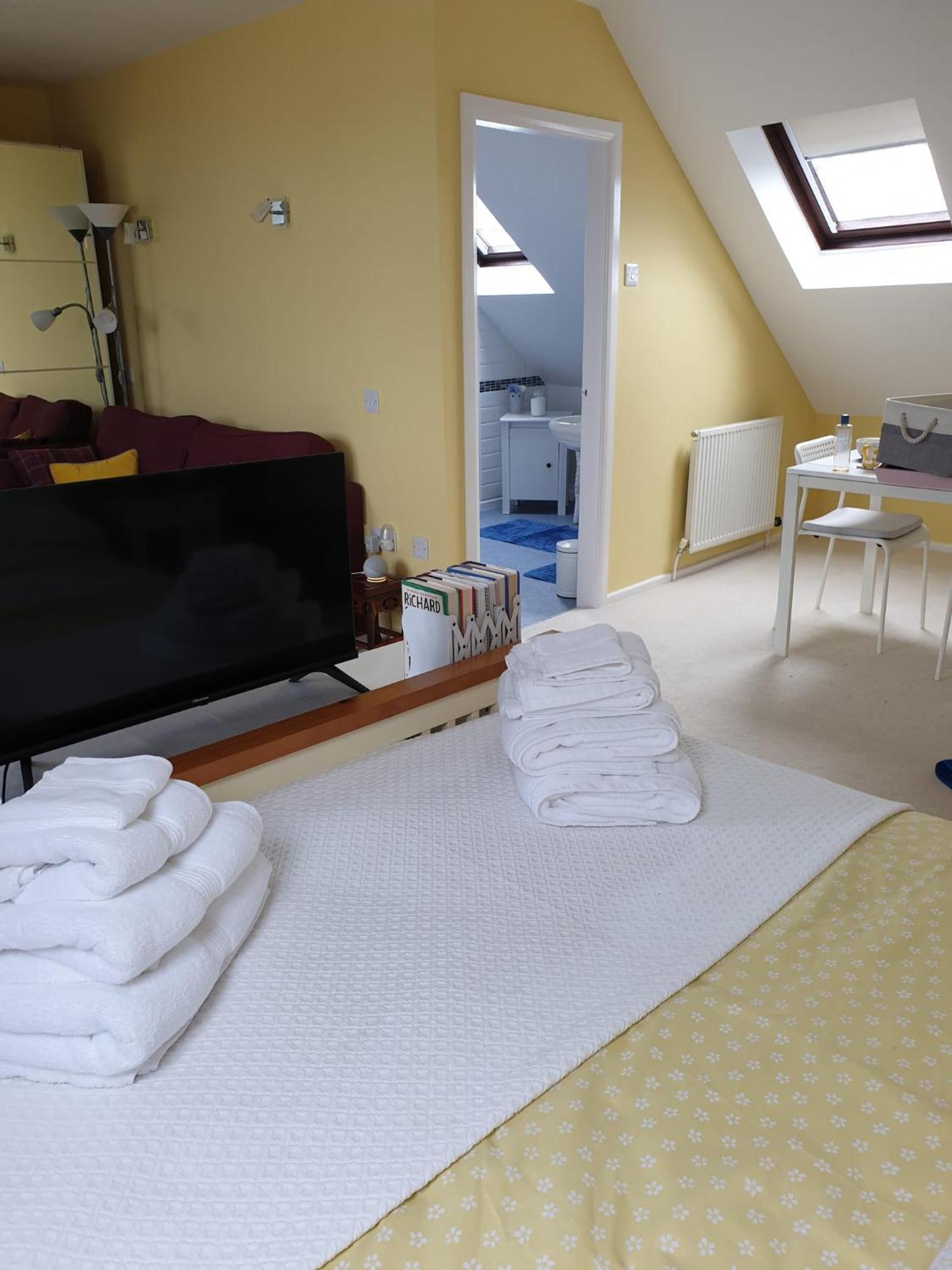 The Old Cornstore A Beautiful Suite Overlooking The Sea Drummore Kültér fotó