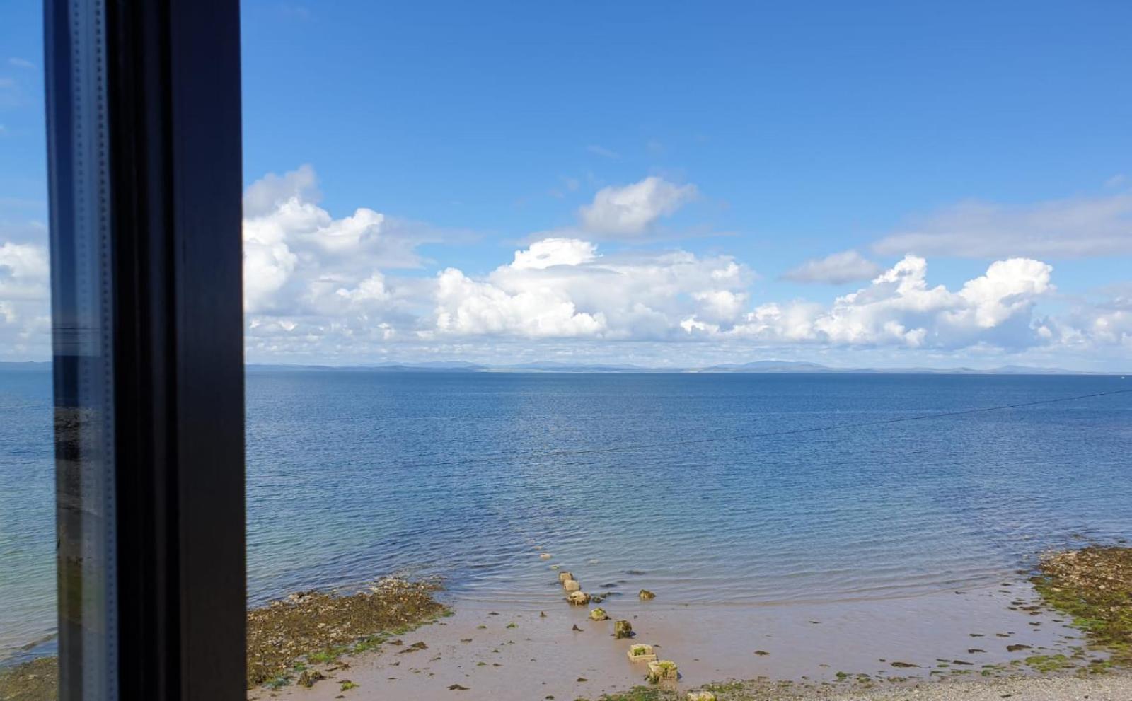 The Old Cornstore A Beautiful Suite Overlooking The Sea Drummore Kültér fotó