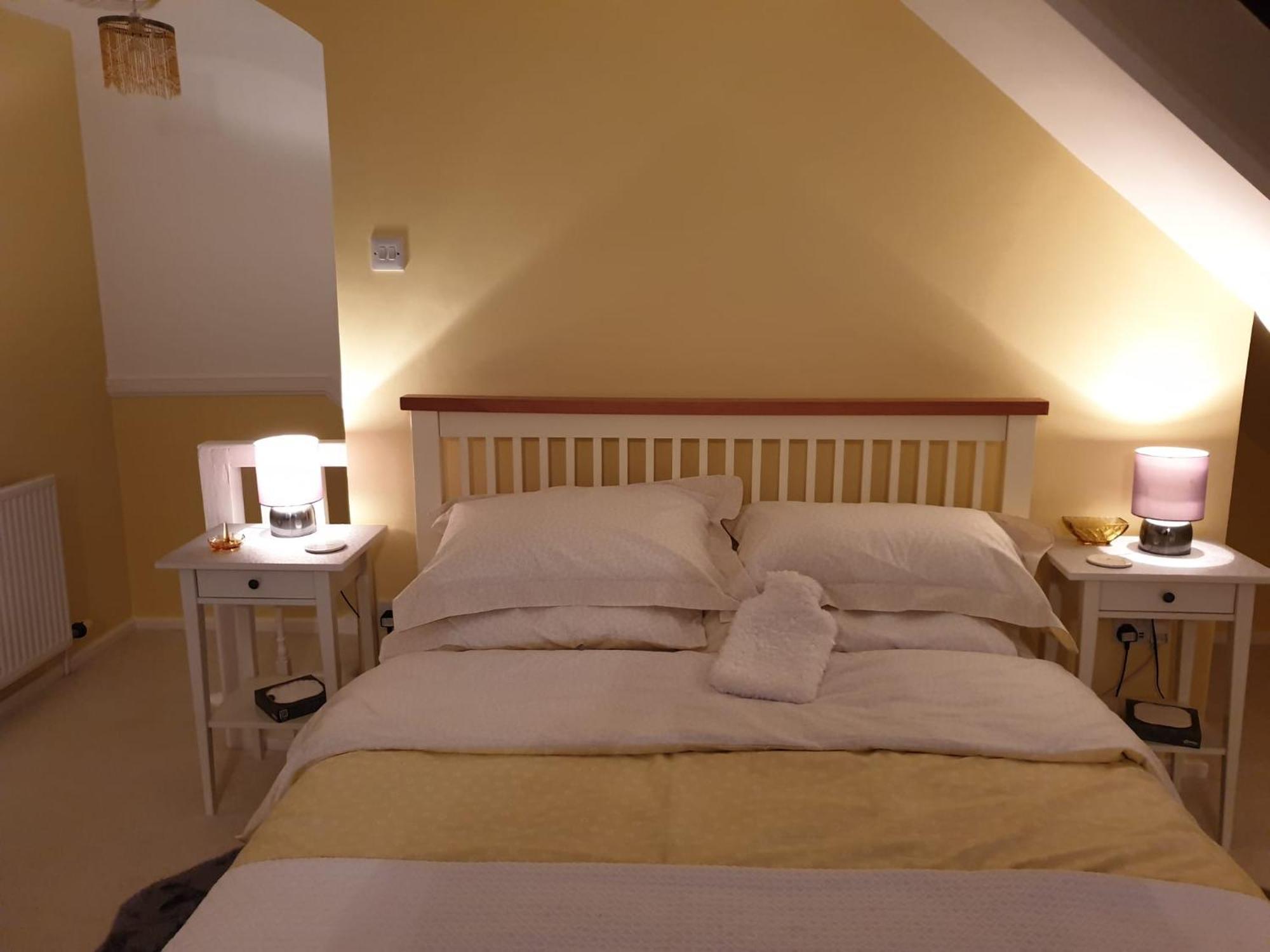 The Old Cornstore A Beautiful Suite Overlooking The Sea Drummore Kültér fotó