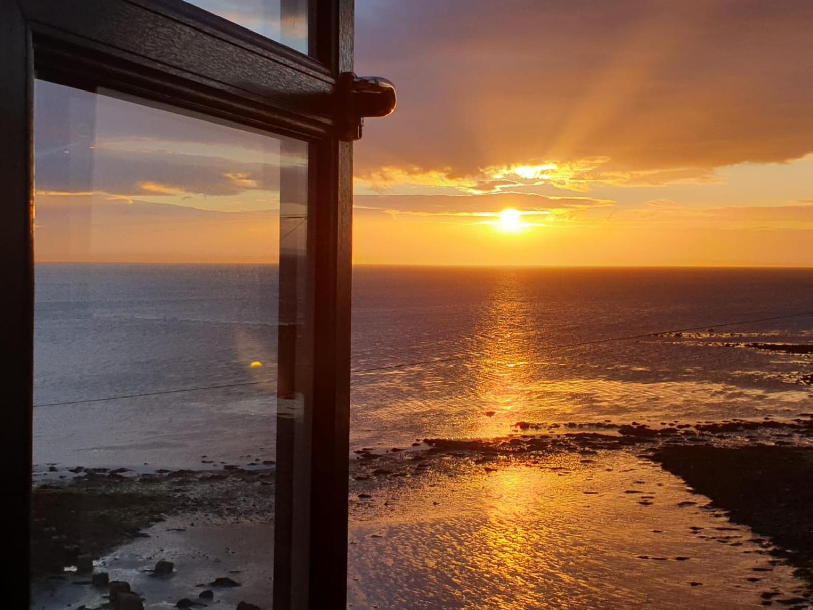 The Old Cornstore A Beautiful Suite Overlooking The Sea Drummore Kültér fotó