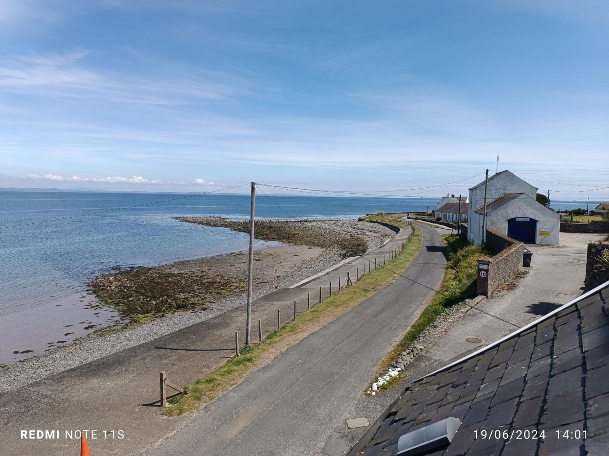 The Old Cornstore A Beautiful Suite Overlooking The Sea Drummore Kültér fotó